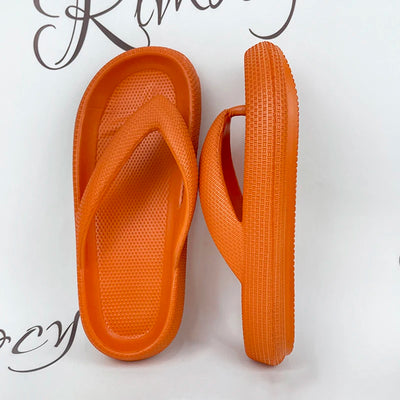 Chinelo Saint Versatyz